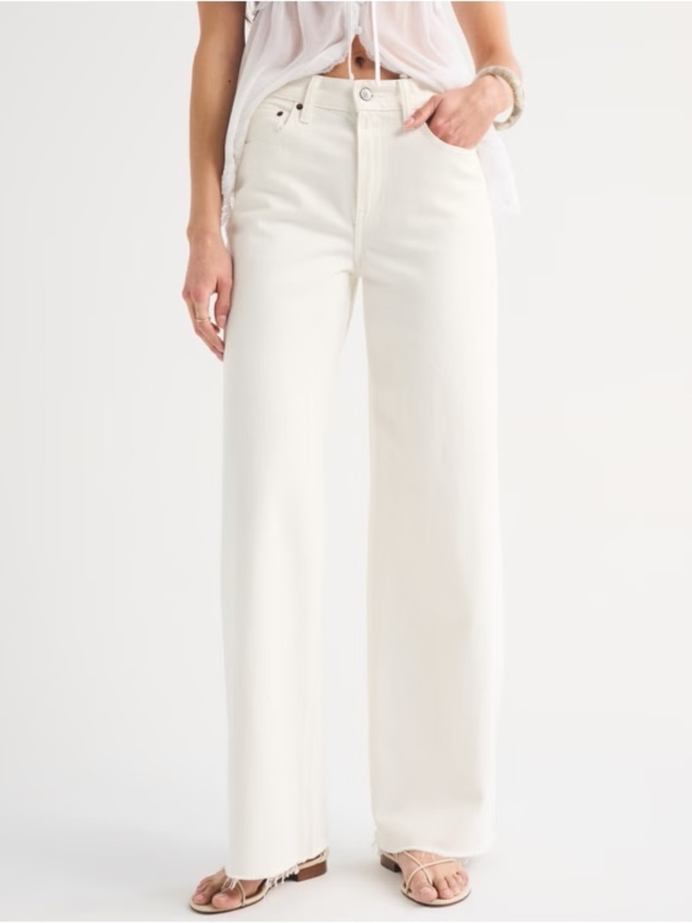 Abercrombie & Fitch NWT High-Rise Wide Leg Fray Jeans Off White - 25 Short